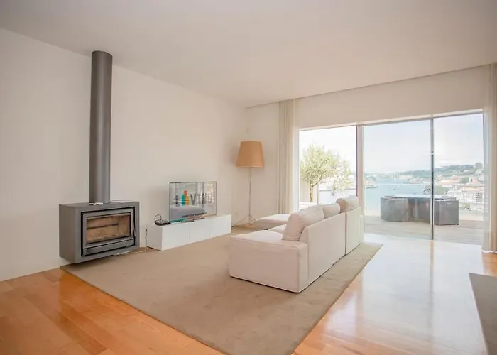 בית נופש Liiiving In Gaia - Douro Dream View *