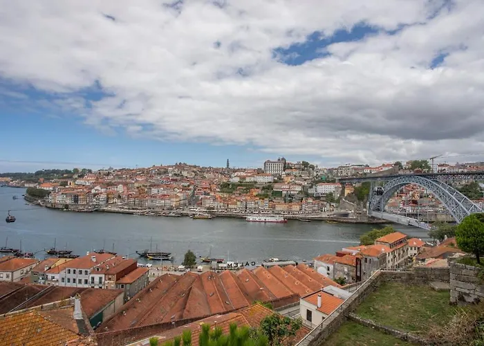 בית נופש Liiiving In Gaia - Douro Dream View *